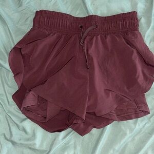 Gymshark Speed Shorts - Berry Red XS